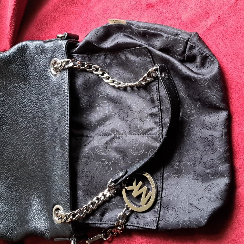 Michael Kors Black Pebble Leather SILVER Hardware Shoulder bag - Picture 8 of 16